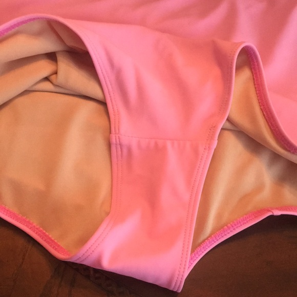 Sold Nwot poppin pink ruched front bottoms S FSOT - Picture 4 of 5